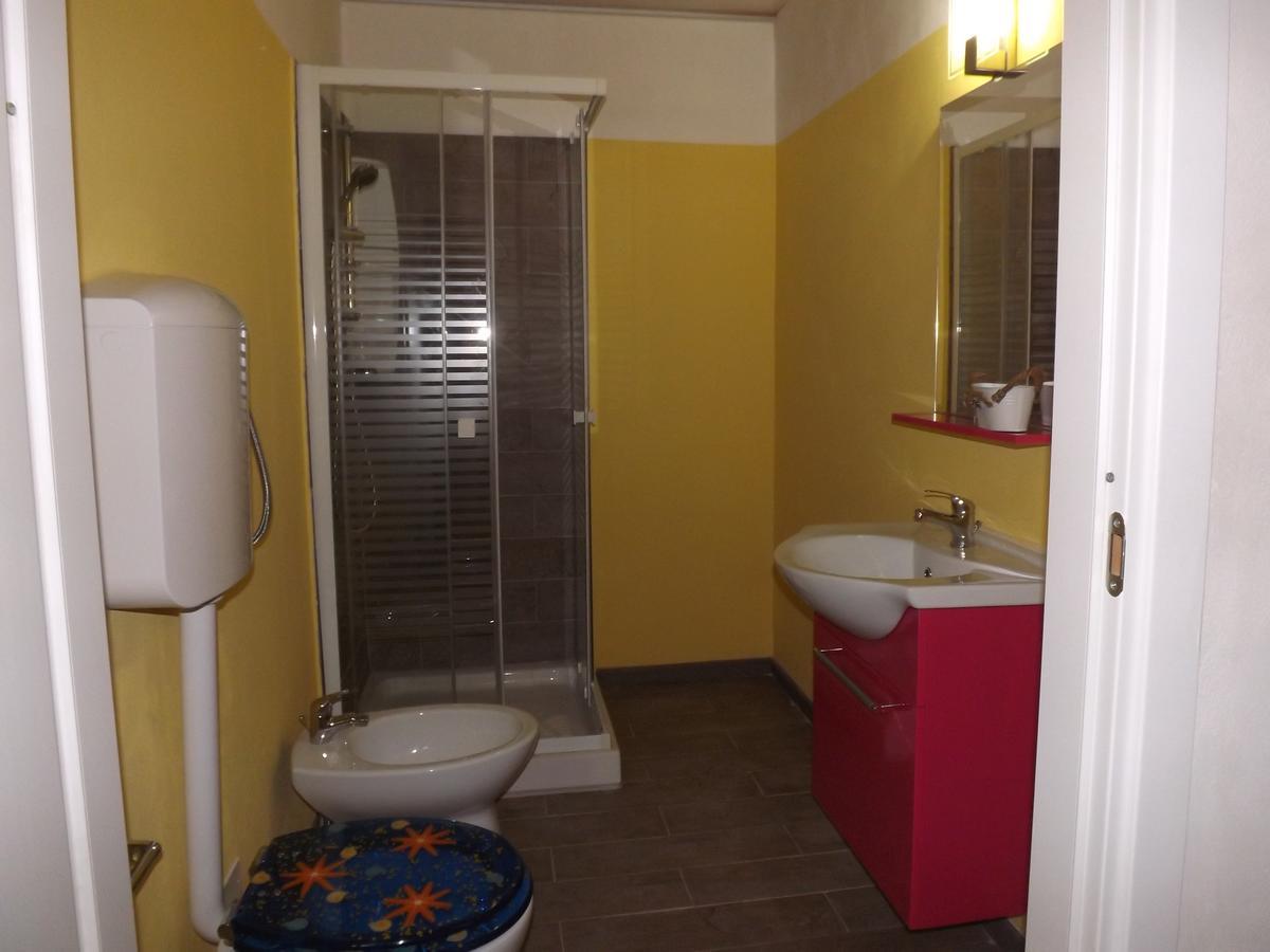 B&B Central Toma 2 Montecatini Terme Bagian luar foto