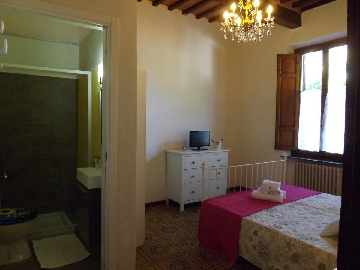 B&B Central Toma 2 Montecatini Terme Bagian luar foto