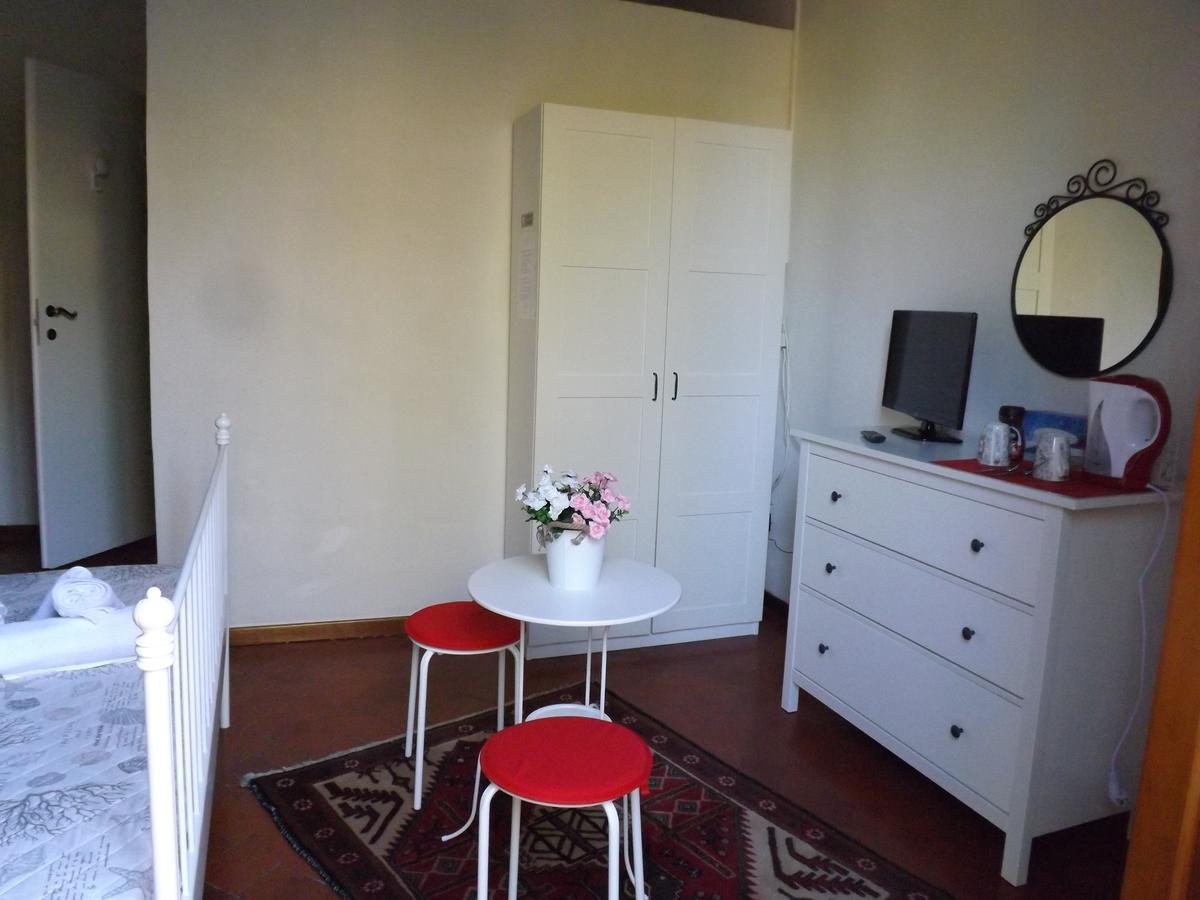B&B Central Toma 2 Montecatini Terme Bagian luar foto