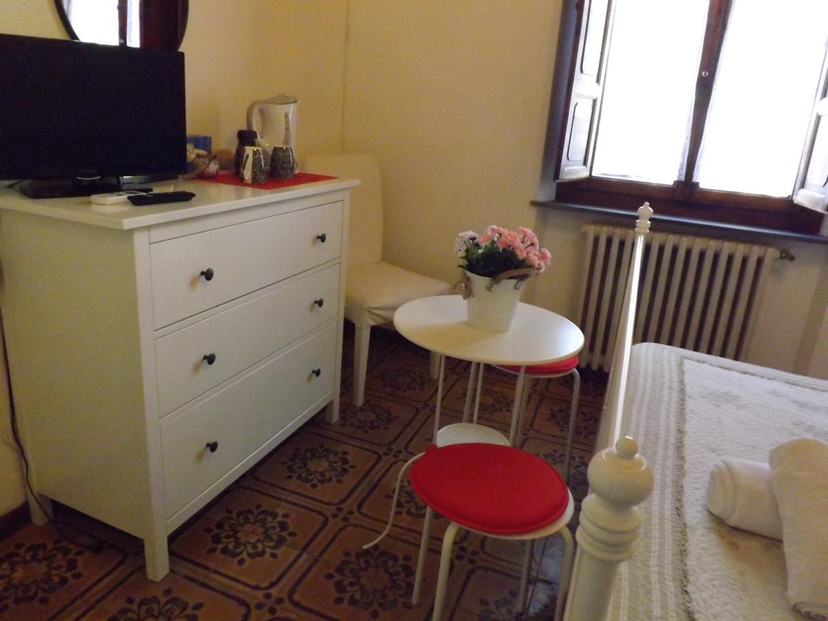 B&B Central Toma 2 Montecatini Terme Bagian luar foto
